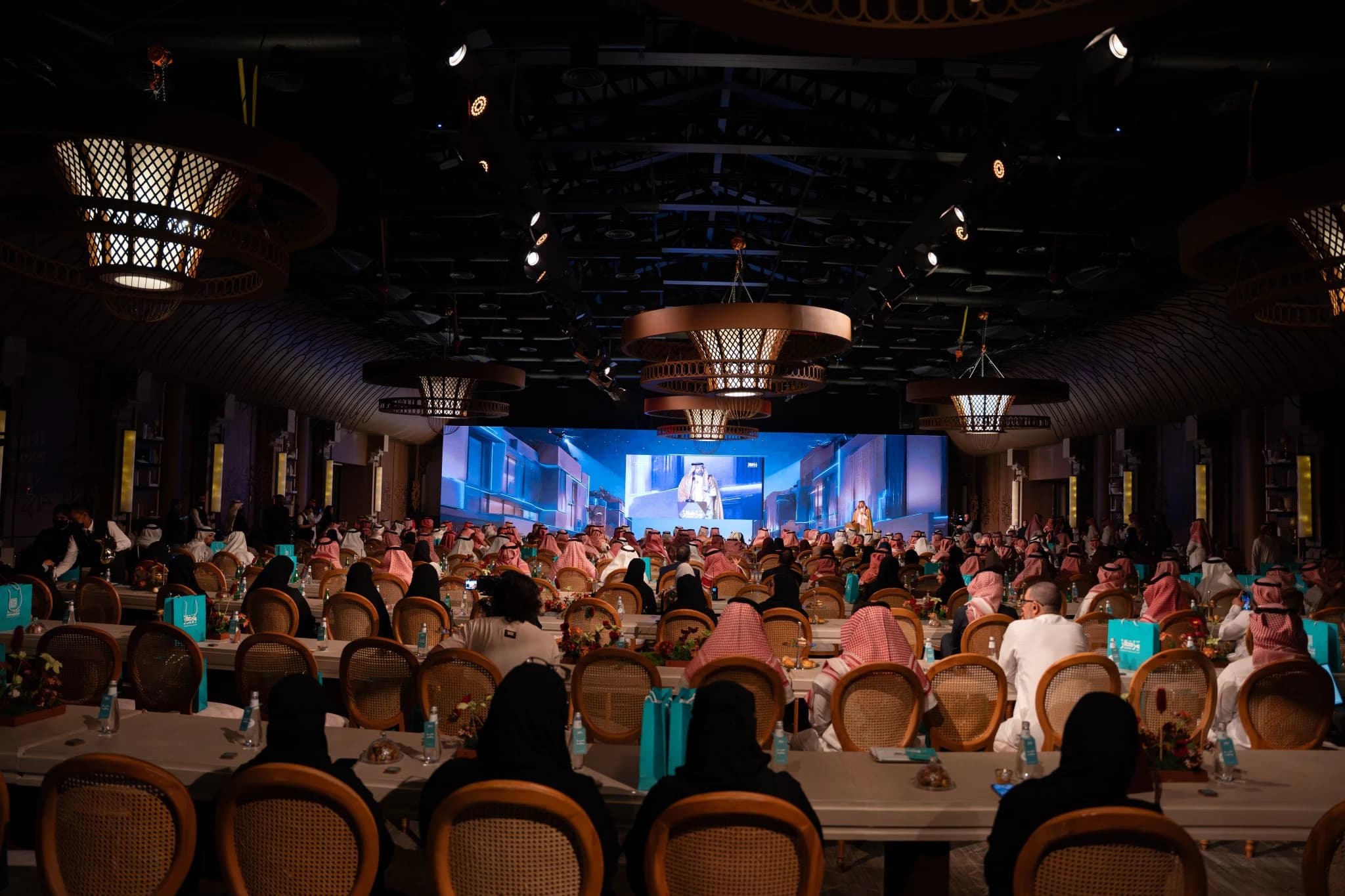 لقاء استراتيجي في مكة المكرمة يعزز فرص الشراكة والتكامل العمراني