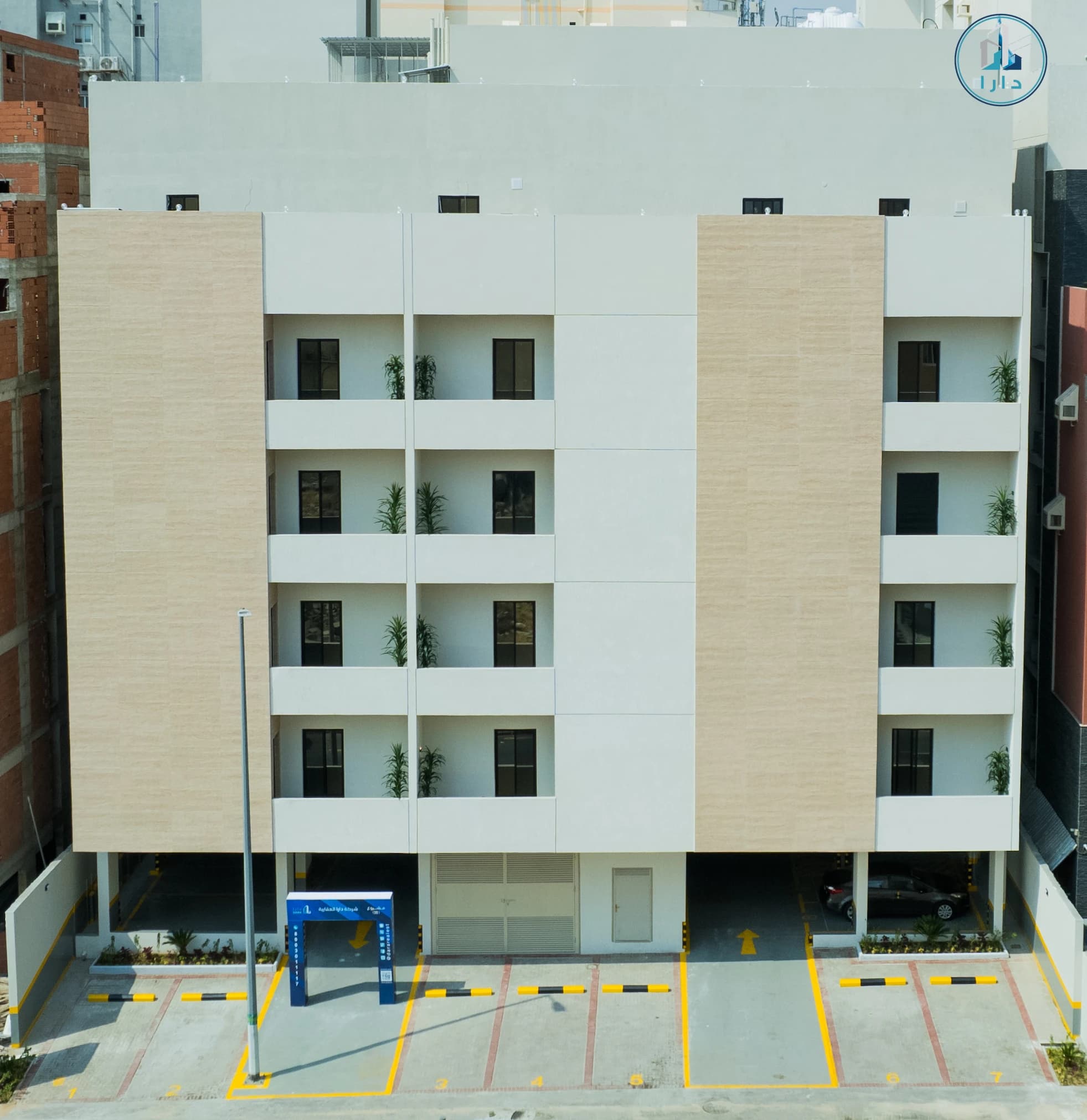 دارا لاكجري-30